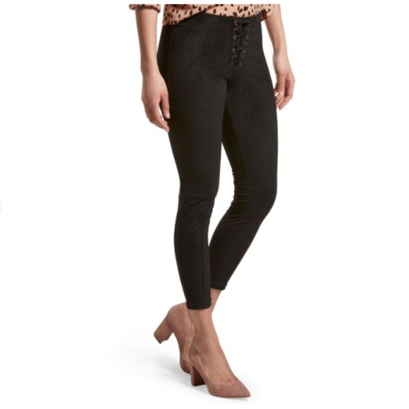 HUE Pants - NWT Hue Lace Front MicroSuede Skimmer Leggings